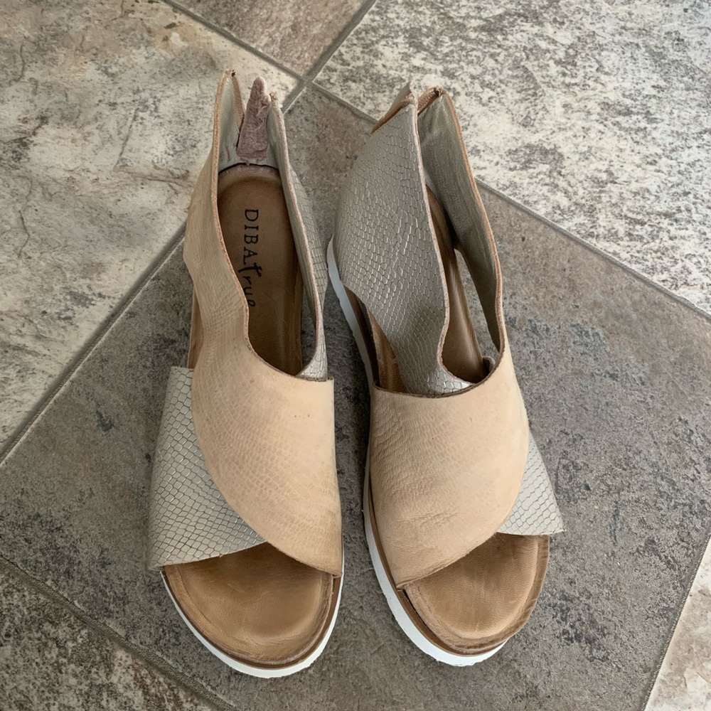 wedge sandals